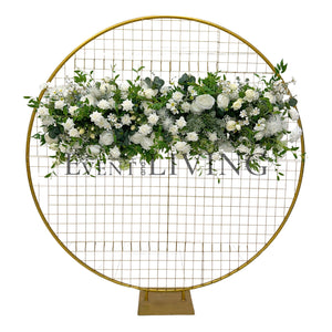 Green and white runner with metal stand